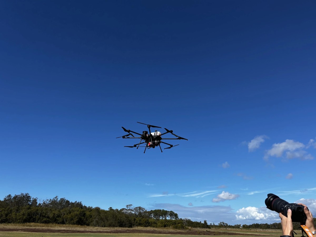 Image of Innoflight International's Heavy Lift and Long Endurance Hybrid ScanLift Orbit UAV showcasing the iHE7 Hybrid Generator.